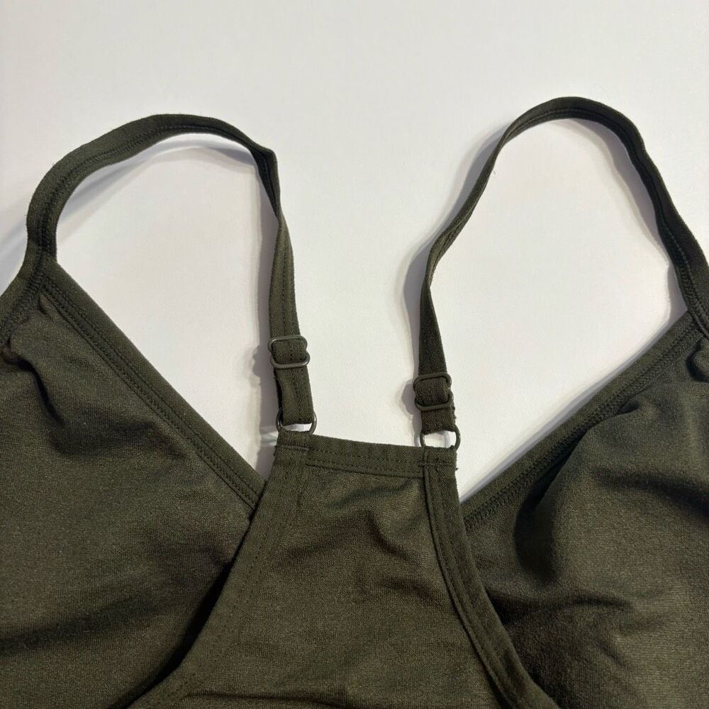 Victoria’s Secret Pink Olive Green Seamless Workout Tights and Sports Bra M/L - Picture 10 of 12